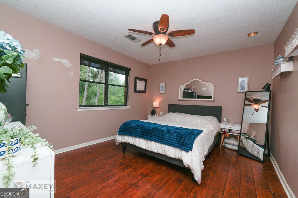Picture 12