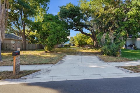 Residential Land in South Tampa