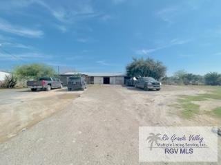 Mercedes Commercial Property on International