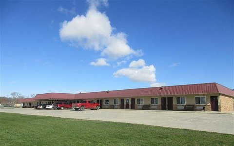 Operating Motel with Apartments