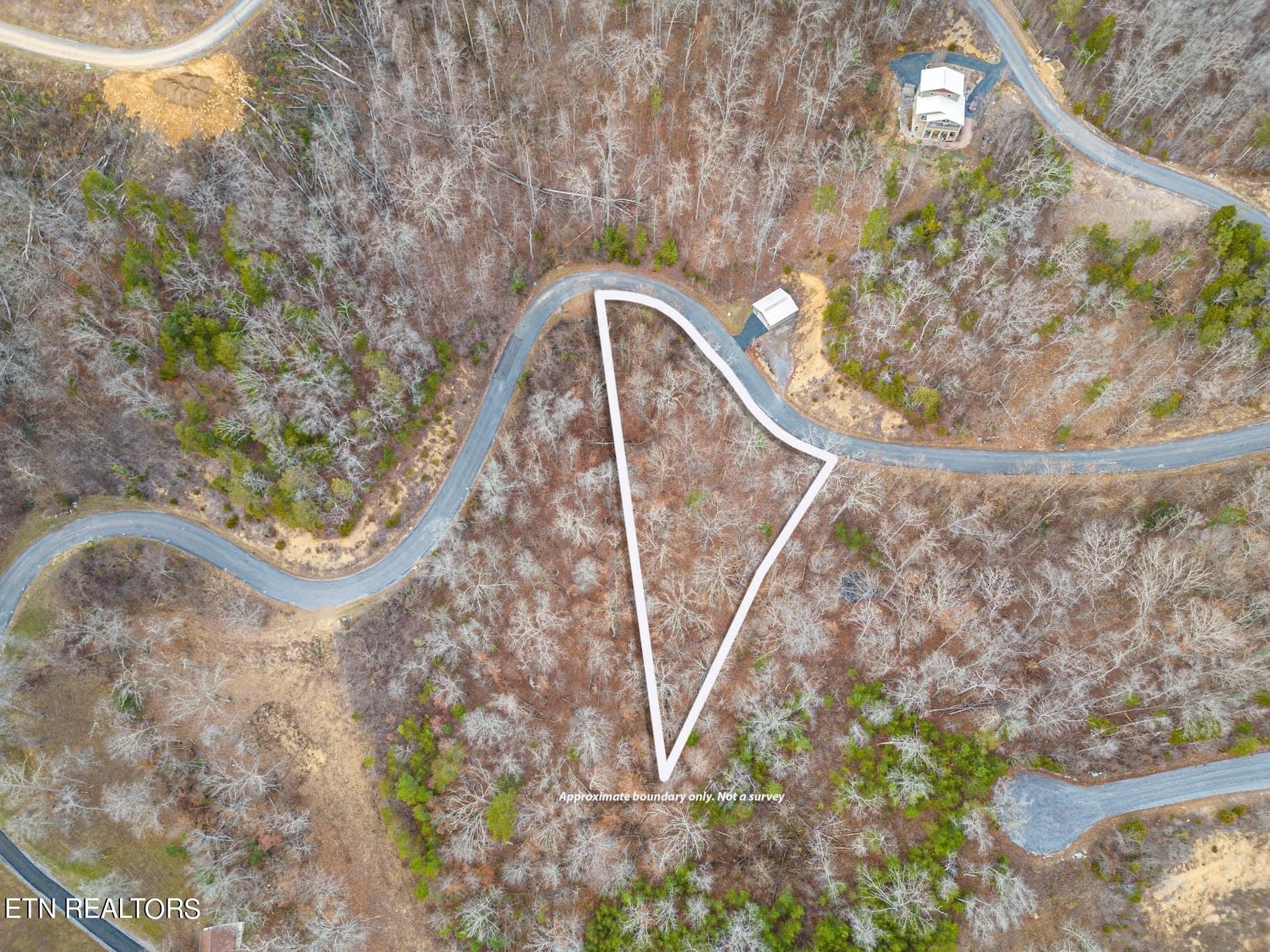 Dandridge TN Waterfront Lot