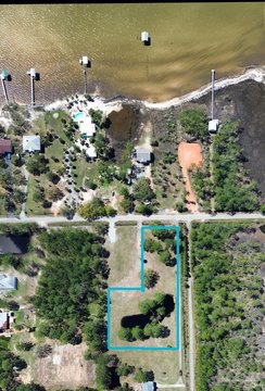 BAYVIEW 2-Acre Parcel in Milton