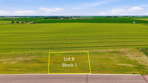 LAND - Larchwood, IA