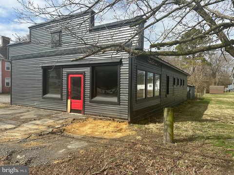 Commercial Space in East New Market