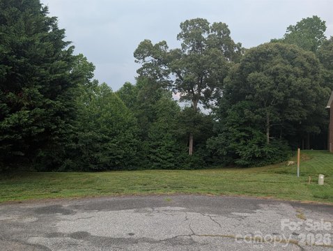 LAND - Hickory, NC