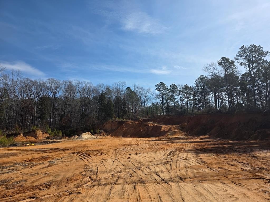 Land Near Paris Landing Park