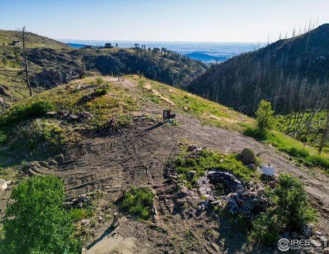 Bellvue Land with Mountain Views
