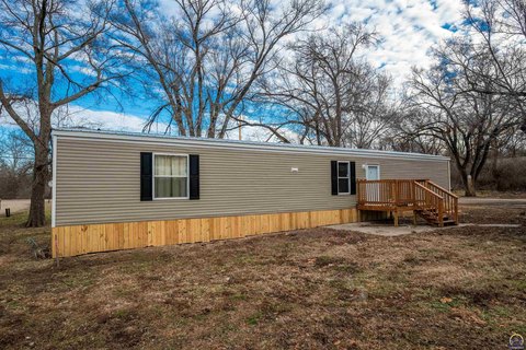 Sunflower Meadows Mobile Home Community