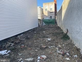 Land, PHILADELPHIA, PA