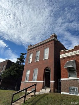 Updated Duplex Residential Income