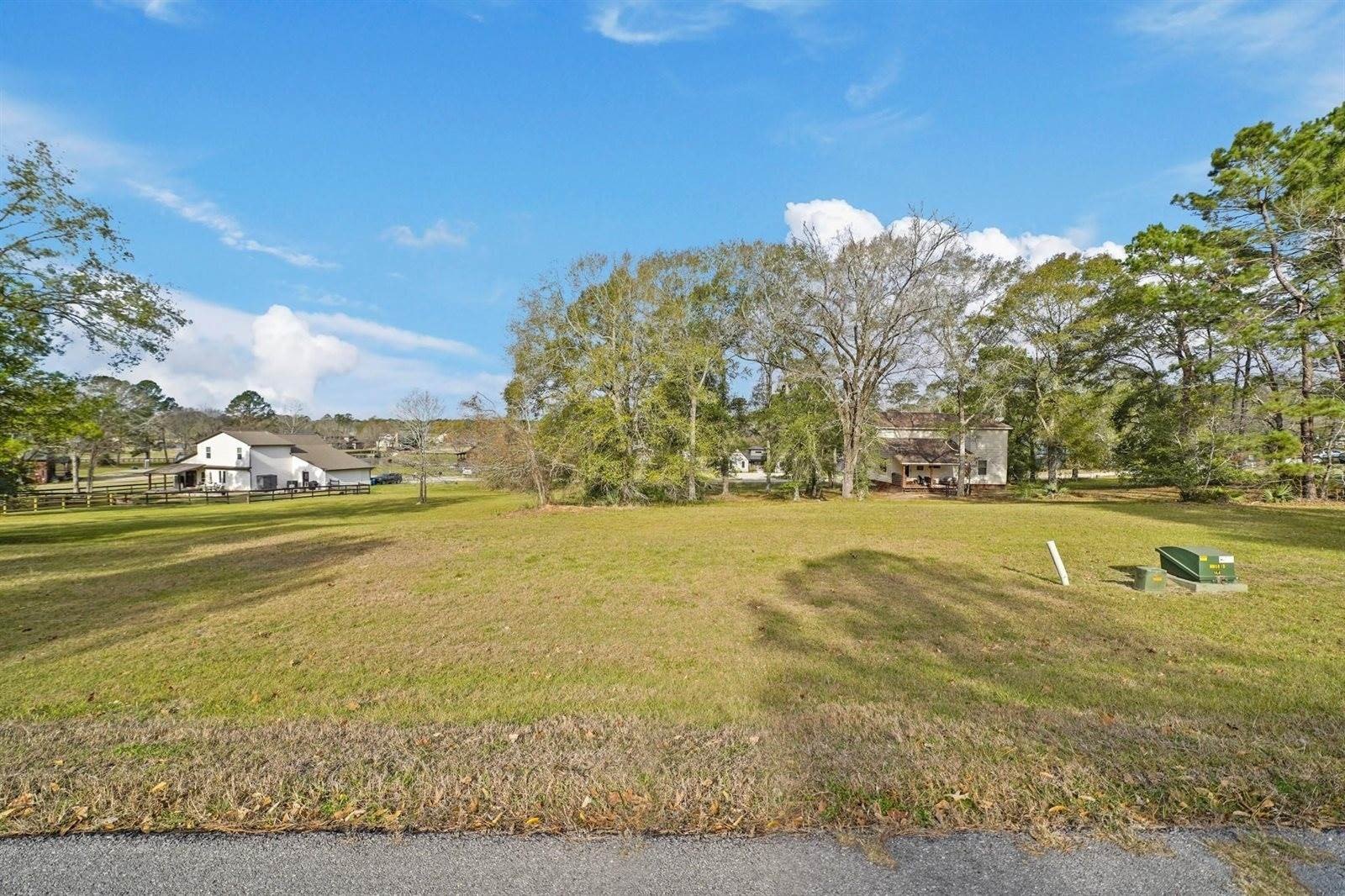Residential Lot in Quiet Neighborhood