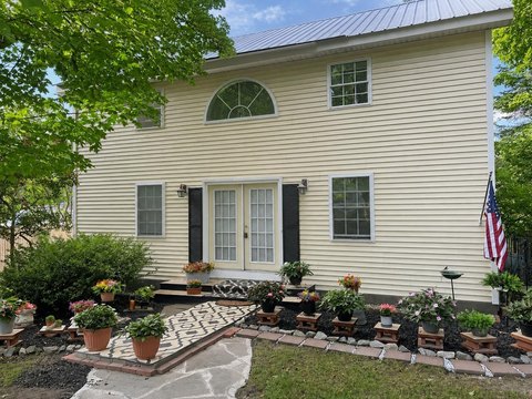 Quadplex With Carriage House
