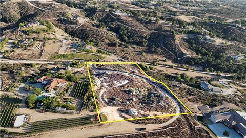 LAND - Temecula, CA