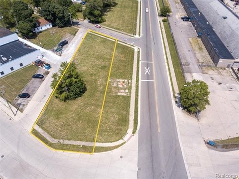 Corner Commercial Land Parcel