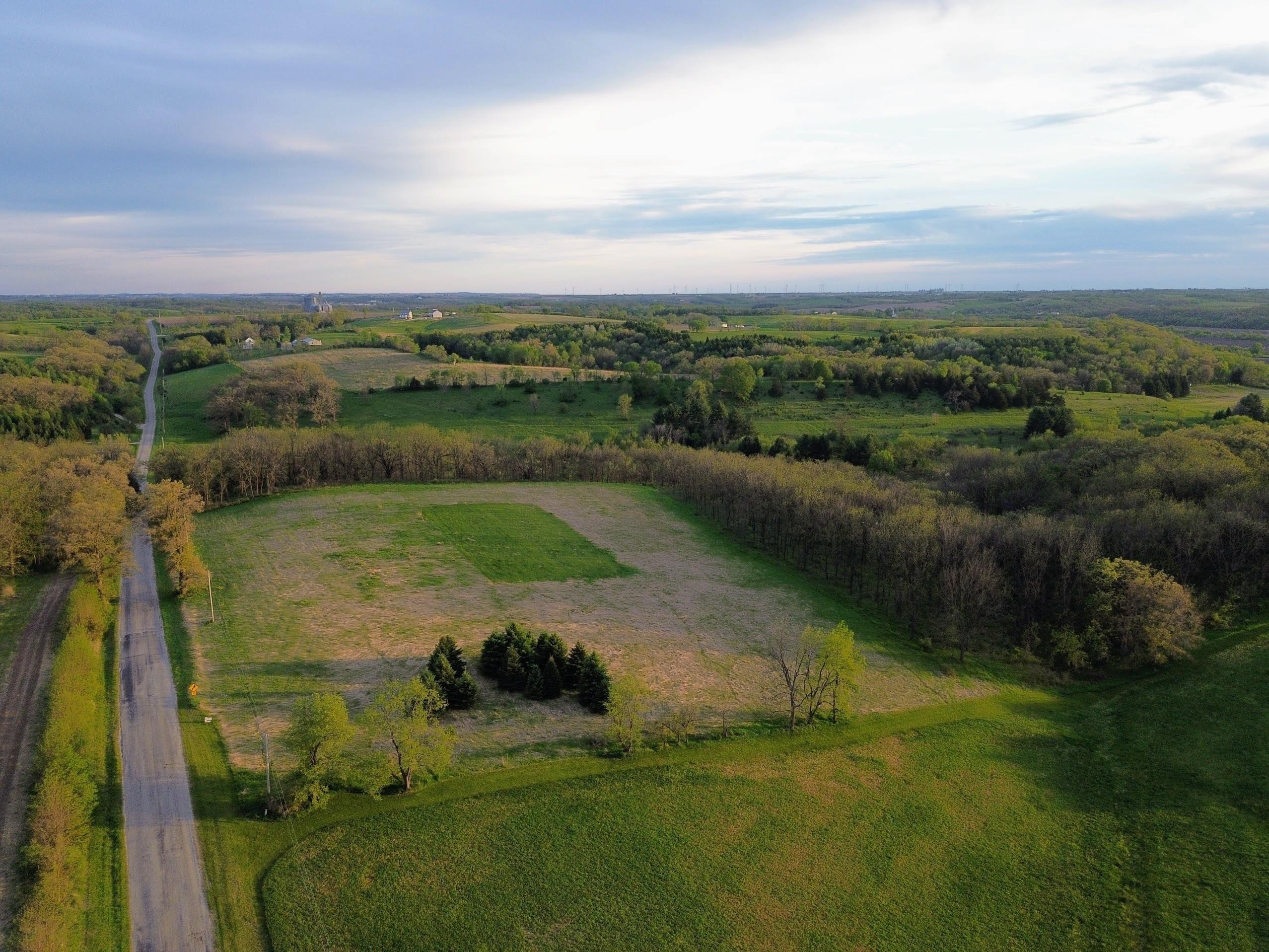 5.48 Acre Lot Near Mineral Point