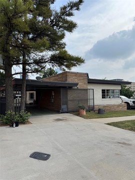 Commercial Office Building with Conversion Potential