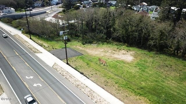 Highway 101 Commercial Acreage