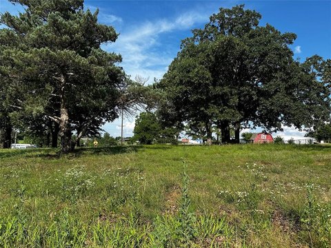 LAND - Choctaw, OK