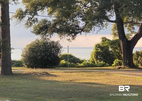 Fairhope Building Lot Near Bay