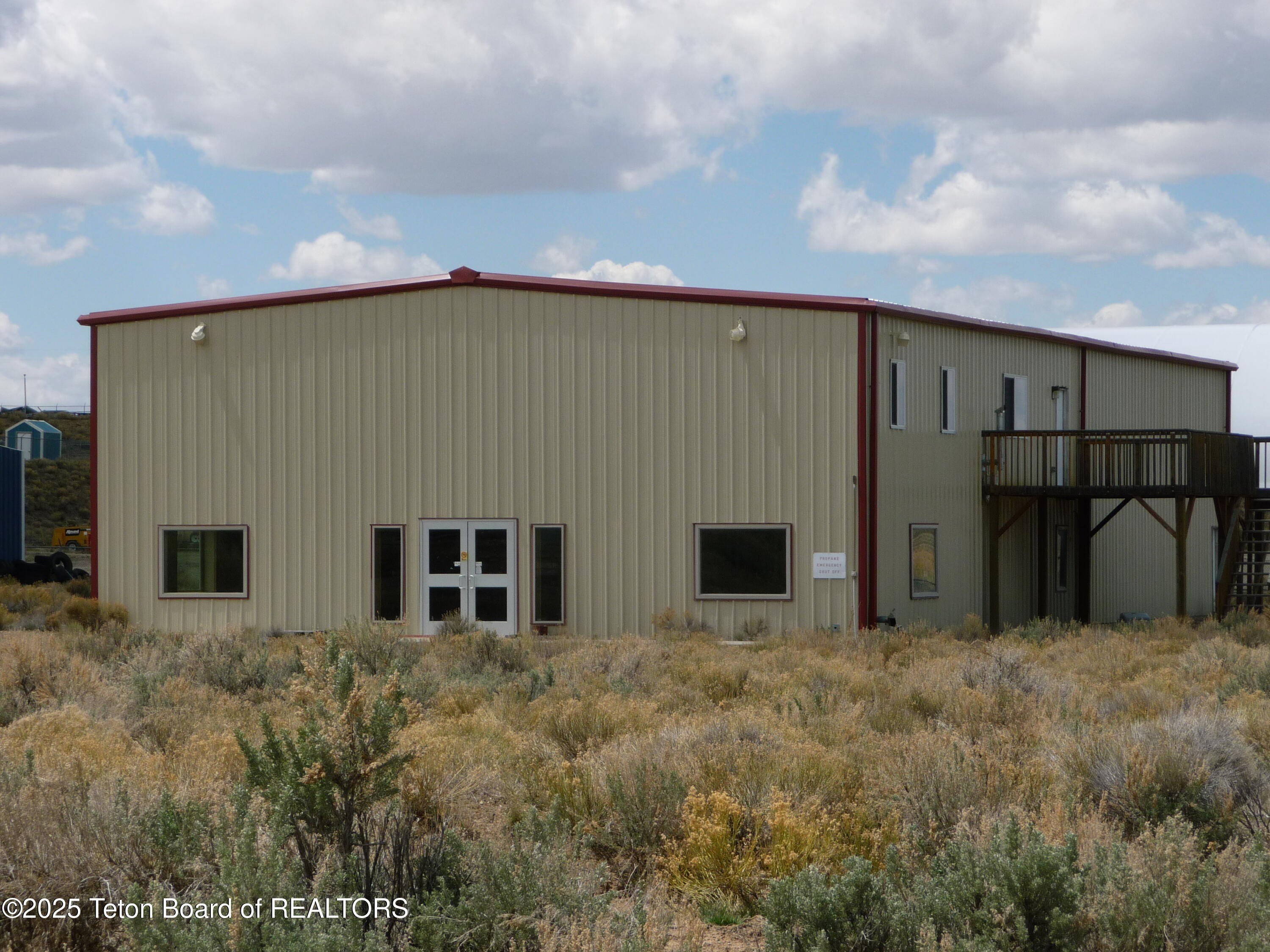 Boulder, WY Mixed-Use Complex