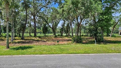 Land, Waverly, GA