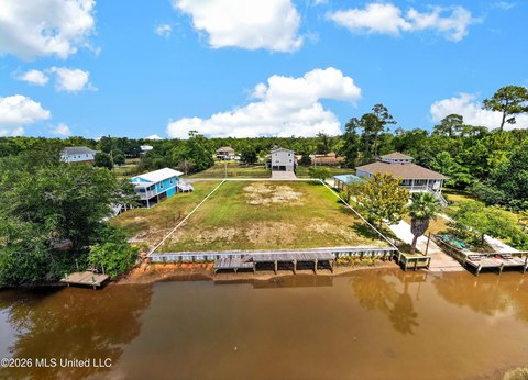 Land, Bay Saint Louis, MS