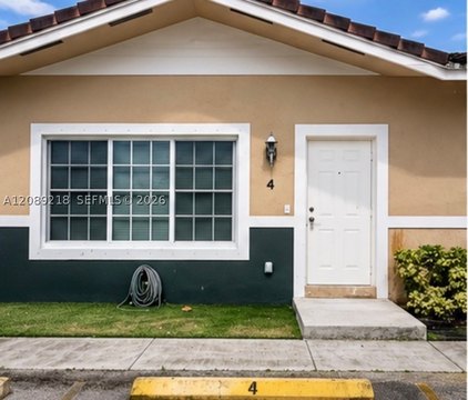 Residential, Hallandale Beach, FL