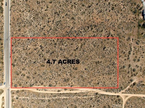 4.7 Acres in Yucca Valley
