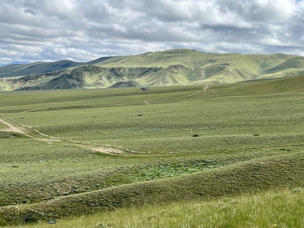 Belfry, MT Land with Views