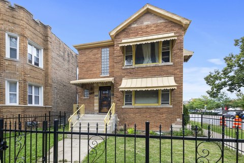 Chicago Two-Flat in Auburn Gresham