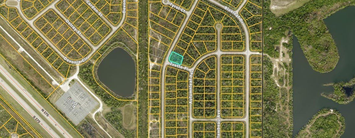 Residential Land in North Port