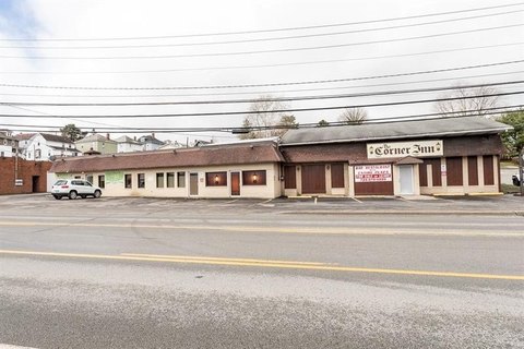 Mixed-Use Entertainment and Income Property
