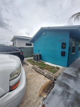 Fort Lauderdale Duplex Investment Opportunity