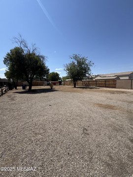 Vacant Lot in Tucson Community