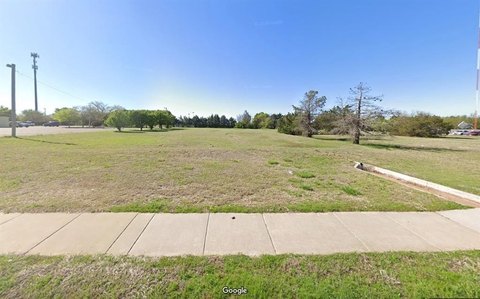Commercial Land in Norman, OK