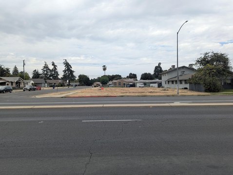 Land, Fresno, CA