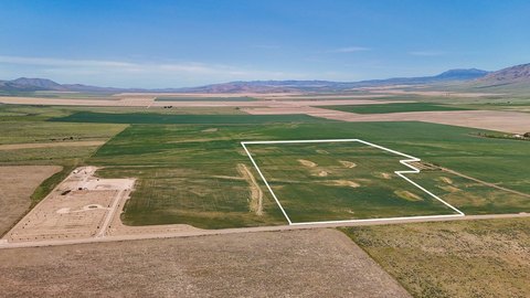 Agricultural and Recreational Acreage