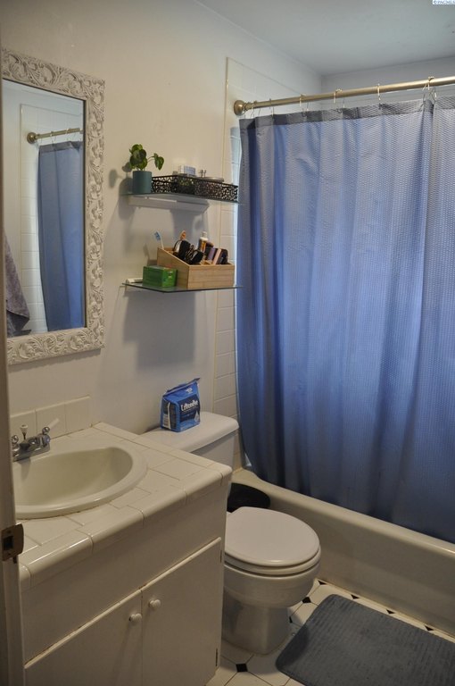 Picture 8