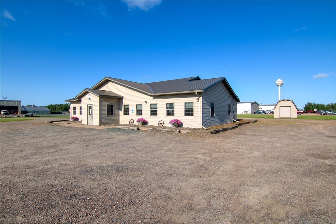 Established Restaurant Business and Real Estate