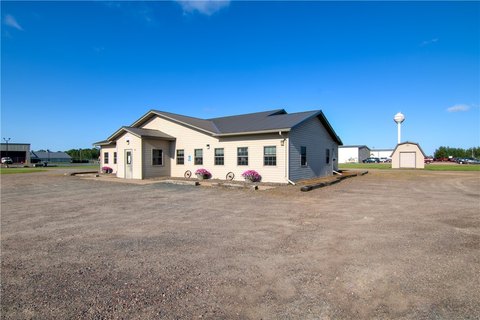 Established Restaurant Business and Real Estate