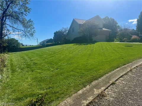Land, Zanesville, OH