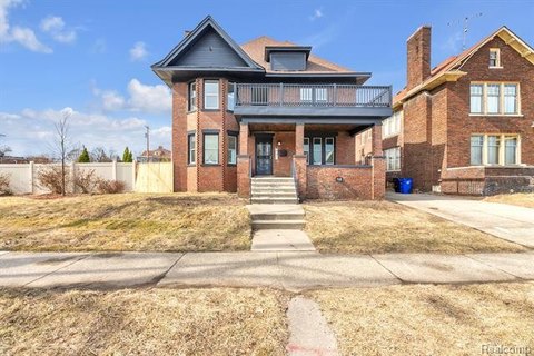 Rehabbed Duplex Near Downtown Detroit