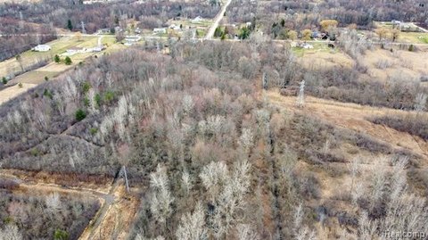 Landlocked Land in Port Huron