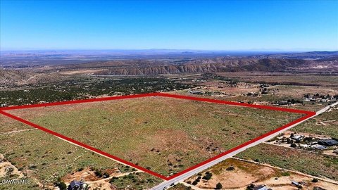 Juniper Hills Land Parcel