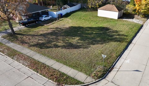 Kenosha Vacant Corner Lot
