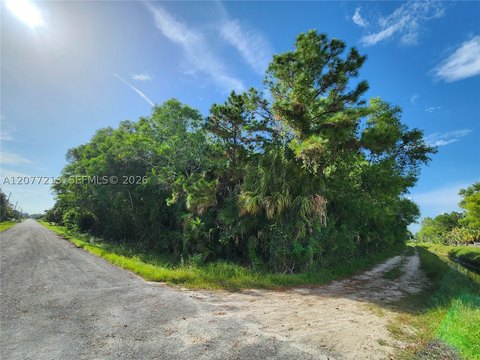 Land, Loxahatchee, FL