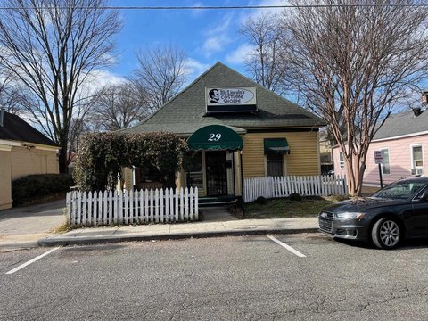 Iconic Commercial Property in Memphis