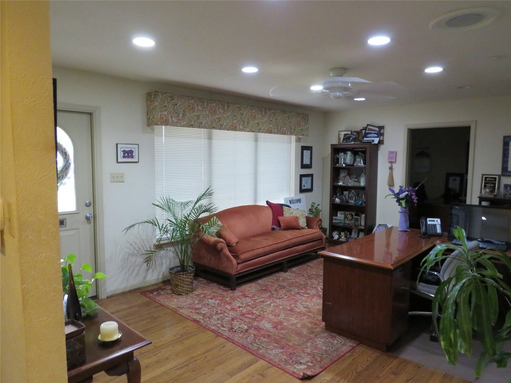 Picture 2