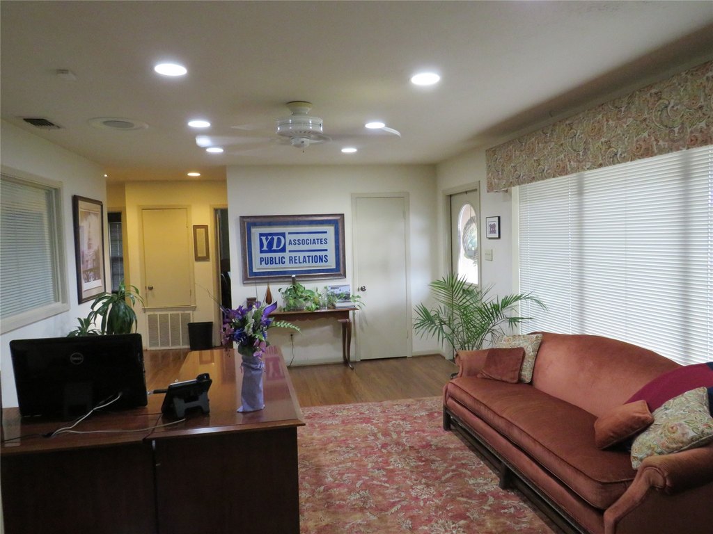 Picture 3