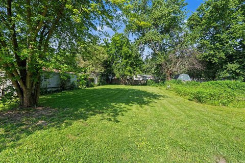 LOTS AND LAND, Cromwell, IN